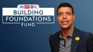 Chris Kamara Trở Về Quê Hương Ủng Hộ Dự Án Cộng Đồng Của Sky Bet